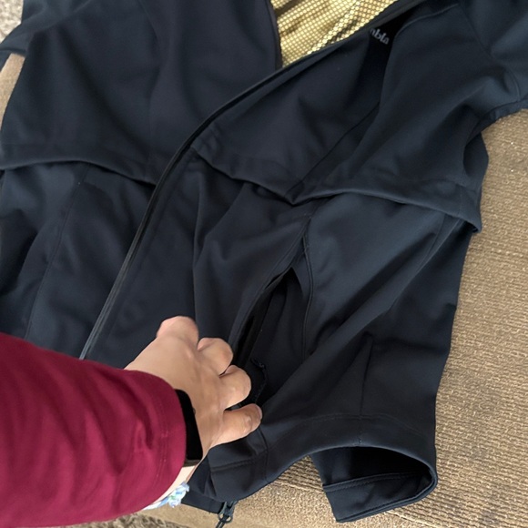 Women’s Columbia XL Hooded zip up Jacket - Picture 5 of 8